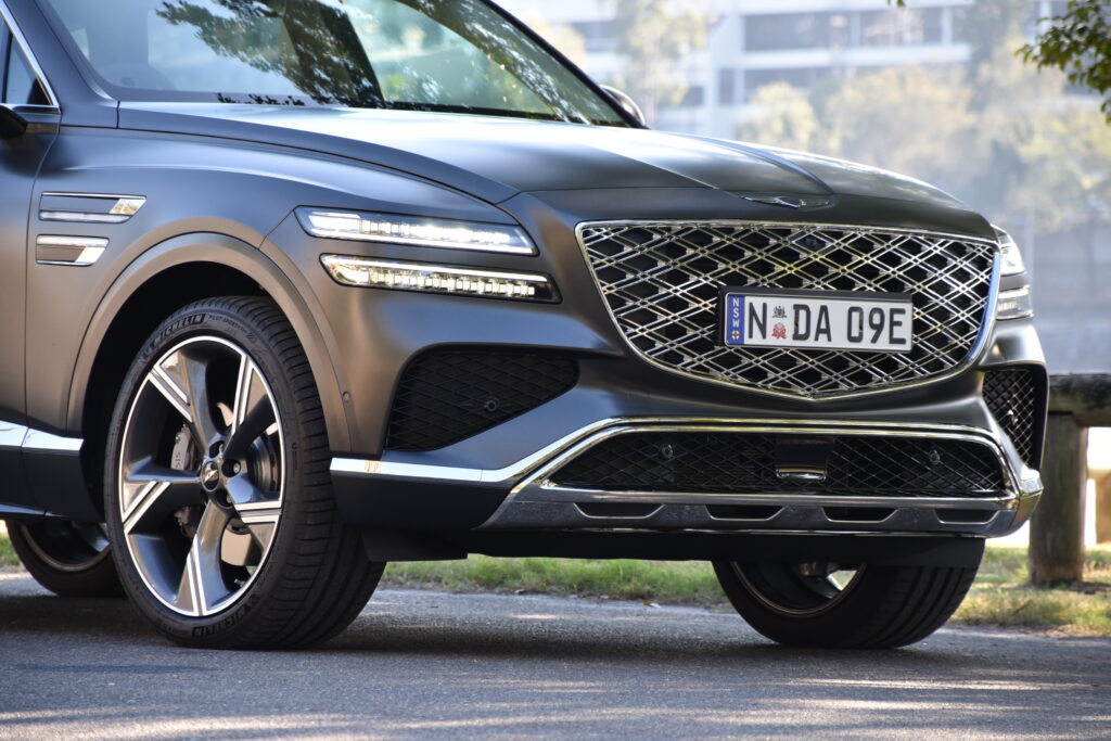 Our review of the Genesis GV80 explores how its 3.5-litre twin-turbo V6 petrol engine and AWD performance challenge BMW and Mercedes in the luxury SUV market
