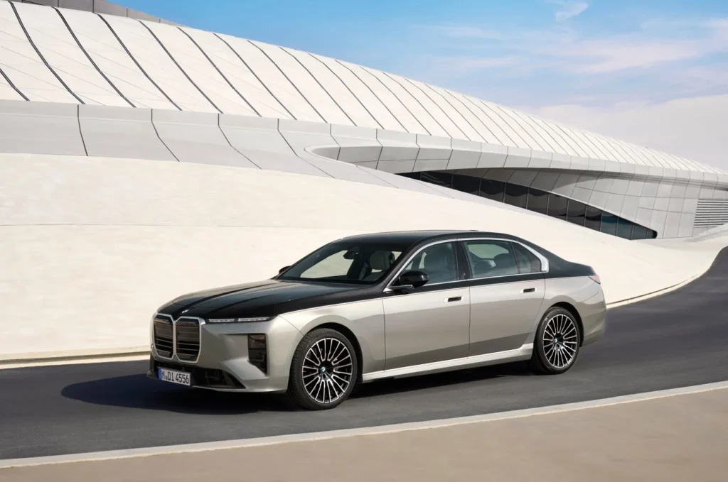 The new BMW 7 Series arrives with the BMW i7, offering improved electric range through Gen6 battery tech and a bold Neue Klasse design language